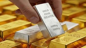 Gold Price Fall: सोना ₹412 गिरकर 1,22,149 रुपए पर आया, चांदी ₹2,738 सस्ती