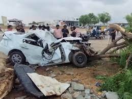 Rajasthan के एक्सप्रेसवे पर 15 मौतों के बाद चेता प्रशासन: हाईवे किनारे से अवैध ढाबों को हटाया