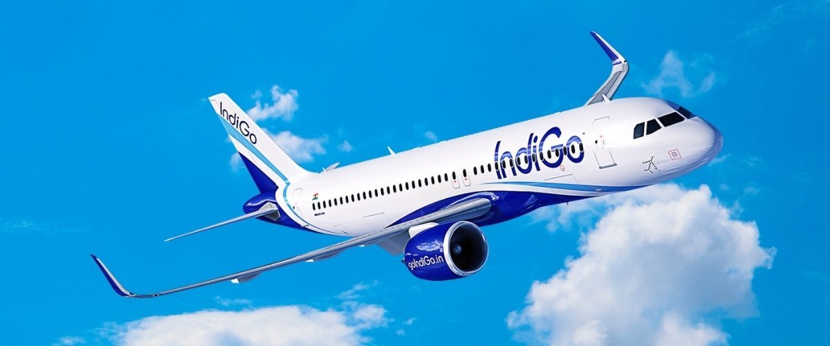 DGCA का बड़ा एक्शन: IndiGo के चार फ्लाइट इंस्पेक्टर सस्पेंड, एयरलाइन की सुरक्षा प्रक्रिया पर उठे गंभीर सवाल